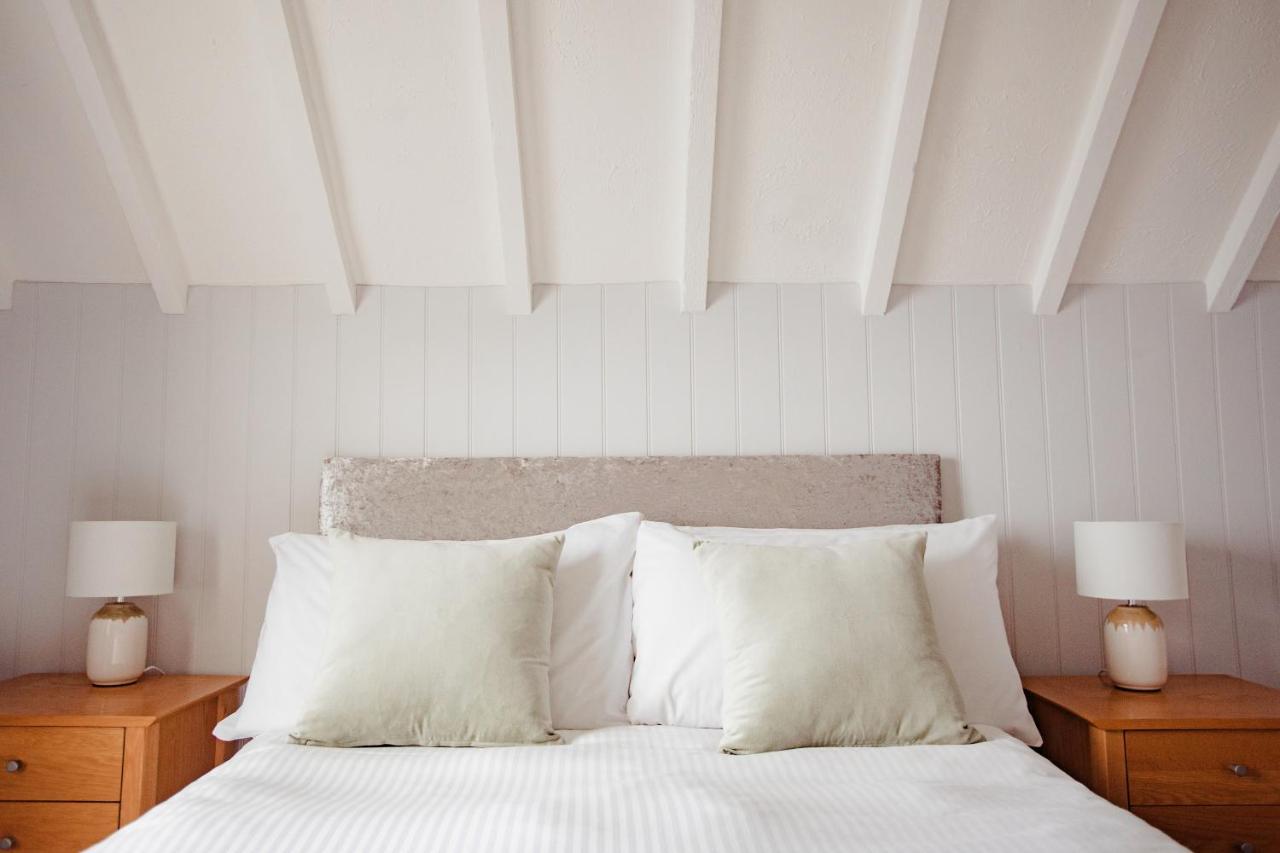 The Bay Hotel Coverack Exterior foto