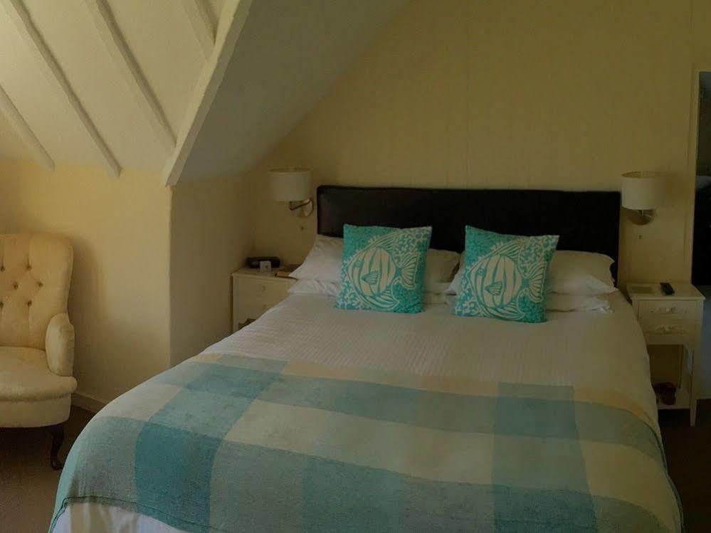 The Bay Hotel Coverack Exterior foto