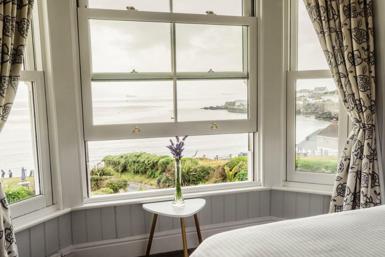 The Bay Hotel Coverack Exterior foto